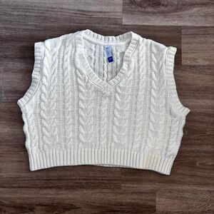 CA Women's White and Cream Sweater Vest